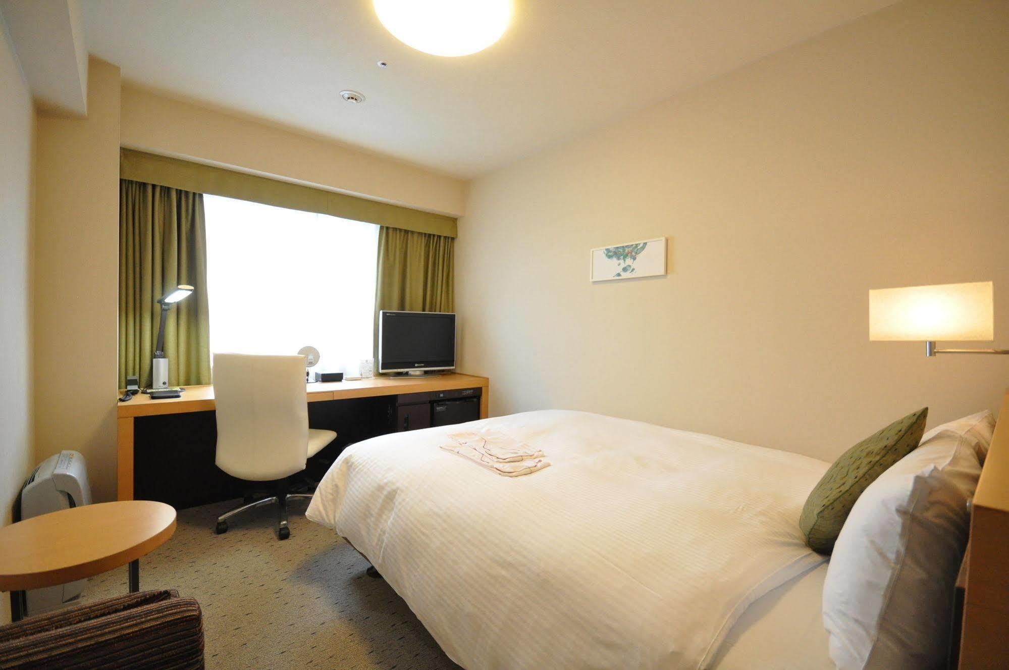 Richmond Hotel Kumamoto Shinshigai Buitenkant foto