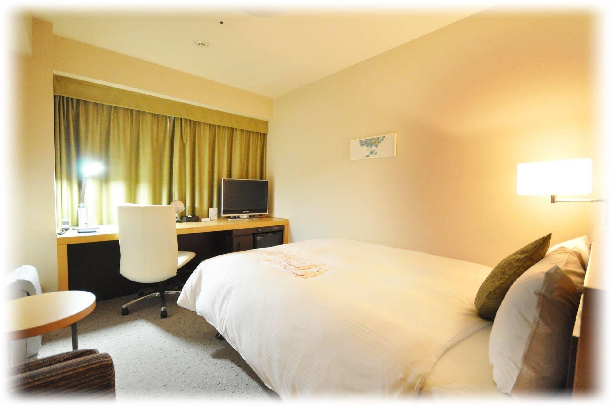 Richmond Hotel Kumamoto Shinshigai Buitenkant foto