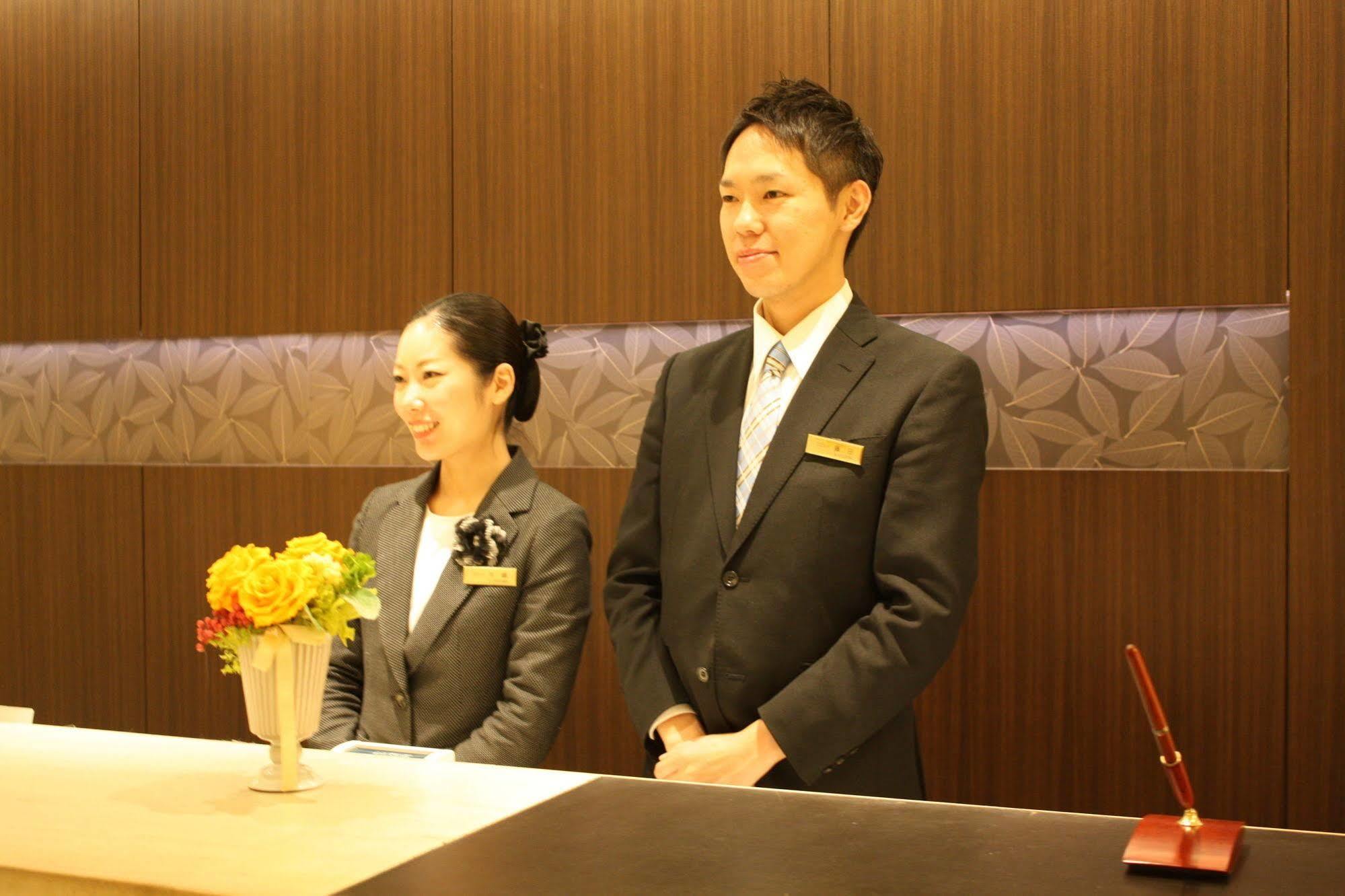Richmond Hotel Kumamoto Shinshigai Buitenkant foto